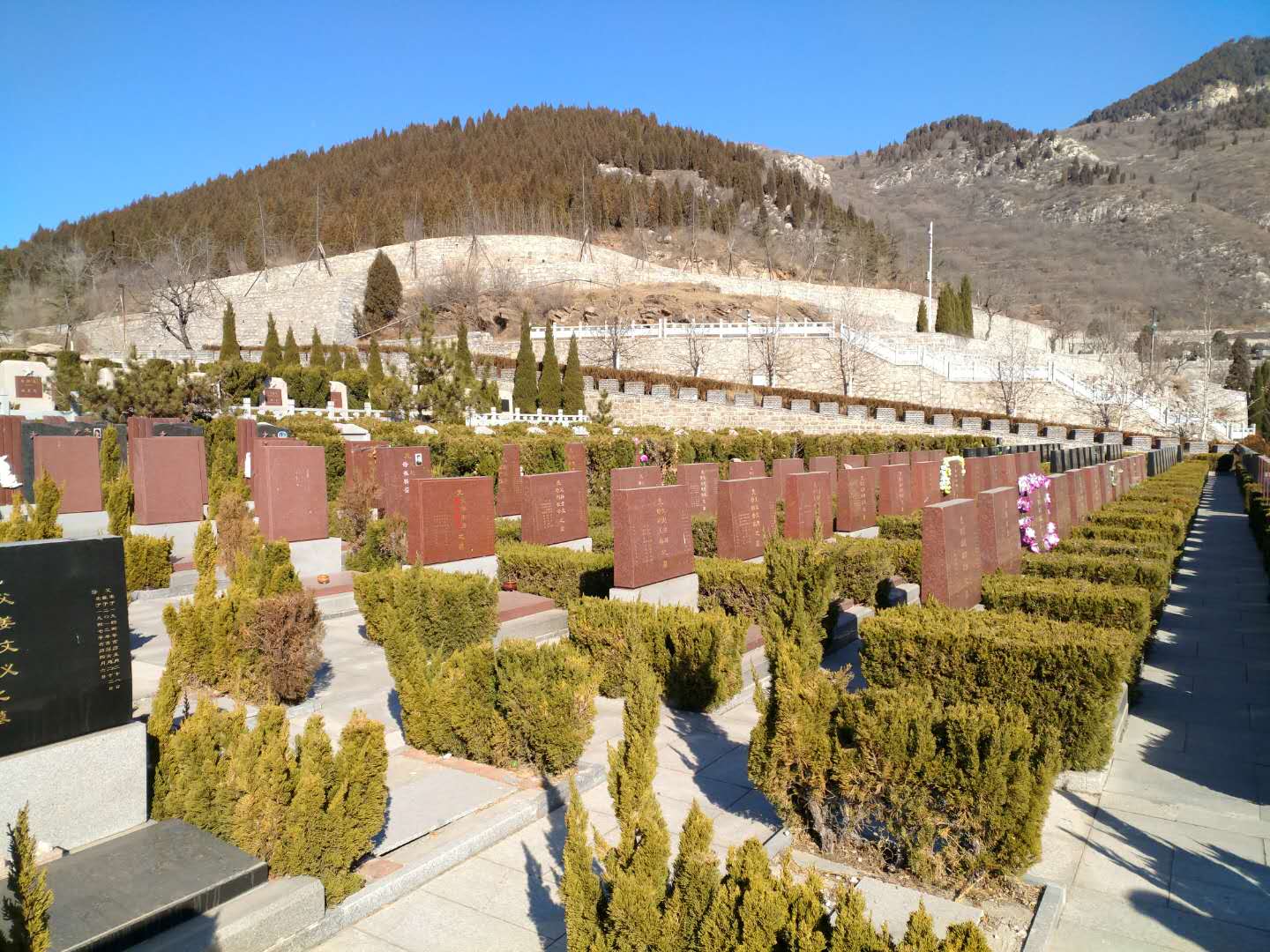 恭德陵园寿南山