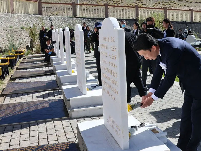 安葬的流程与注意事项