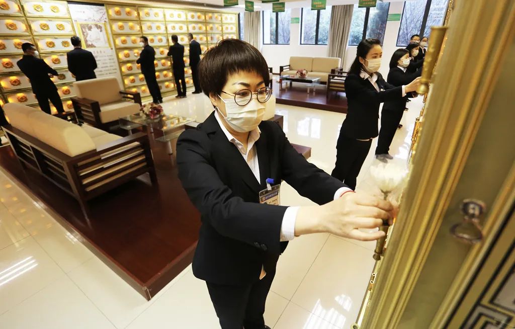 什么是骨灰寄存