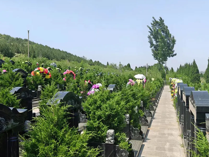 双峰山陵园碑型