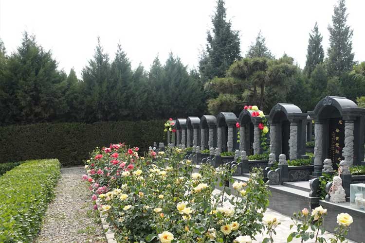 青龙山公墓