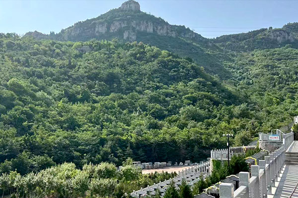 九顶山陵园