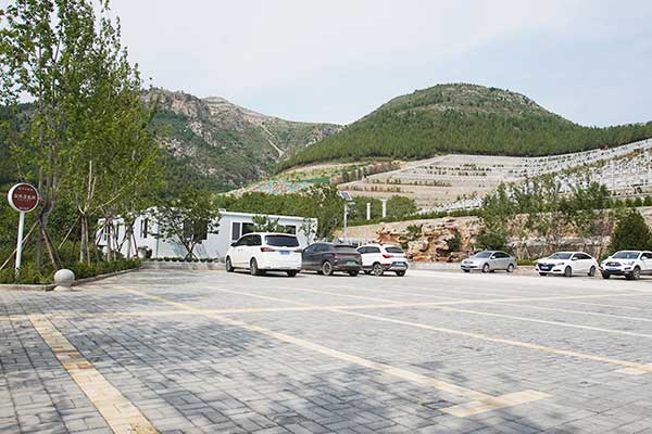 官山陵园地址