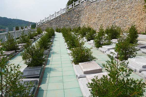市中区官山陵园